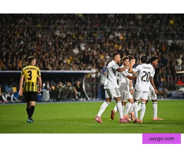 卡马文加在欧冠联赛之夜的闪耀表现与皇马未来崛起之路